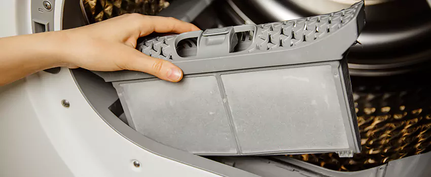 Signs Of A Clogged Dryer Lint Trap in Lamont, California